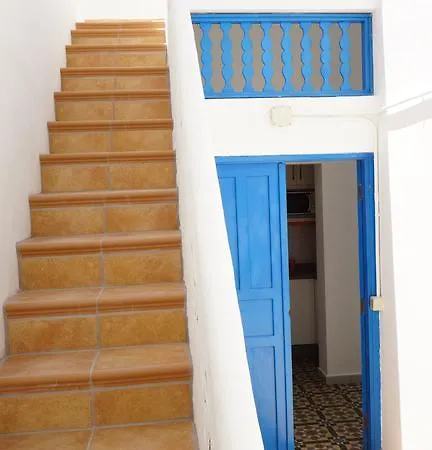 אכסניה Sol Y Mar Surf Camp *