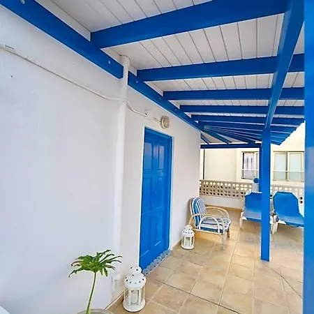 Vandrerhjem Sol Y Mar Surf Camp Corralejo