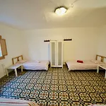 Хостел Sol Y Mar Surf Camp Коральео