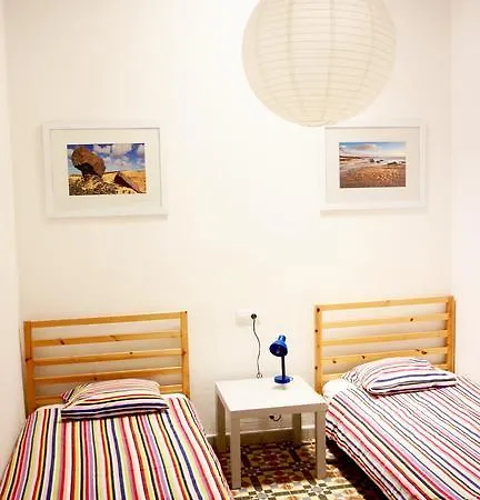Sol Y Mar Surf Camp אכסניה