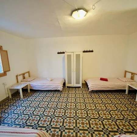 بيت شباب Sol Y Mar Surf Camp كوراليهو