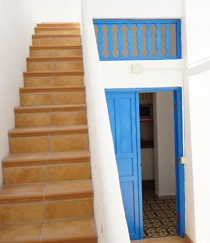 Hostal Sol Y Mar Surf Camp *