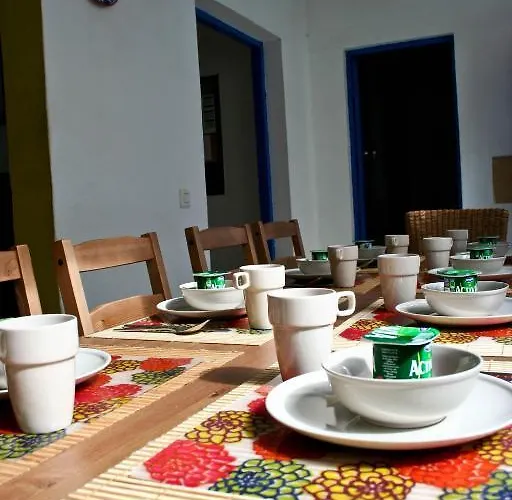 Hostal Sol Y Mar Surf Camp *