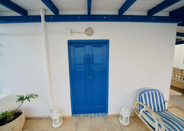 Hostal Sol Y Mar Surf Camp Corralejo